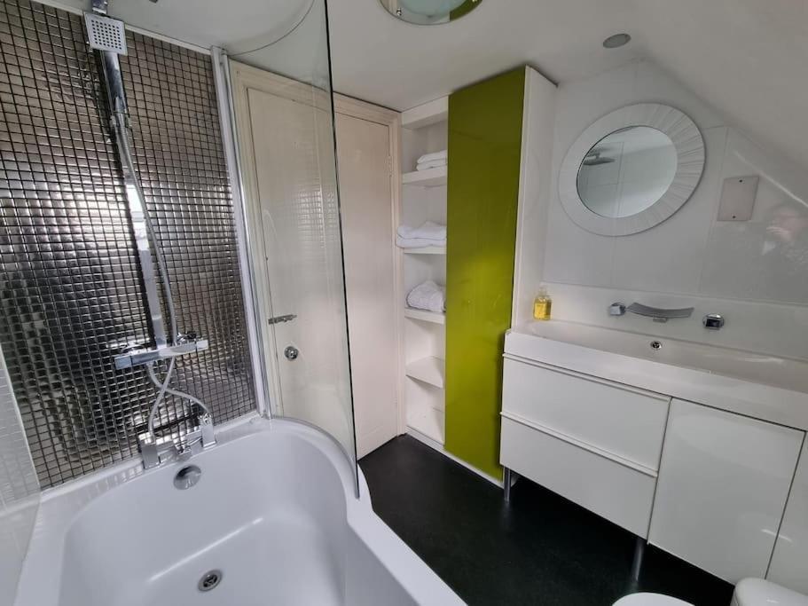 Beautiful Apartment In The Heart Of Rochester Rochester  Zewnętrze zdjęcie